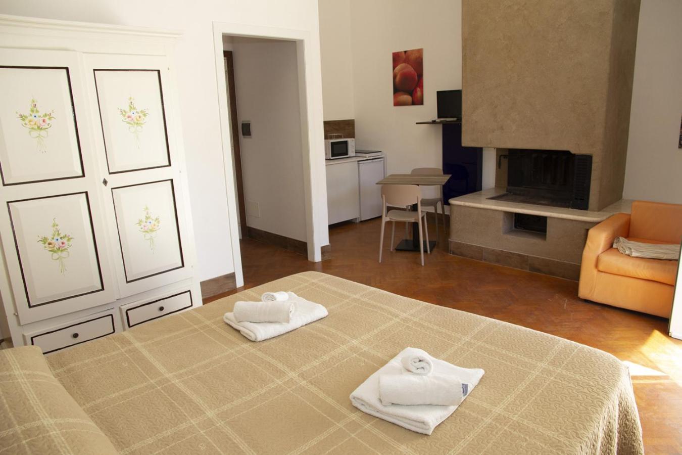 Aparthotel Casale Verderame 3*